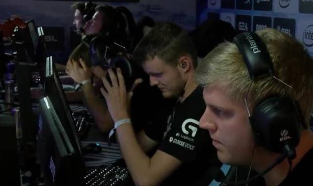 阿圭罗：梅西在巴萨的故事未完结，他未来仍会回归