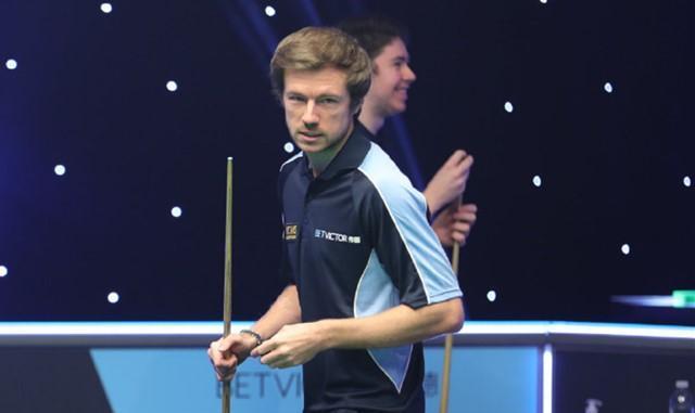 卡卡：对世界杯最美好的回忆是触碰奖杯；很期待新的赛制