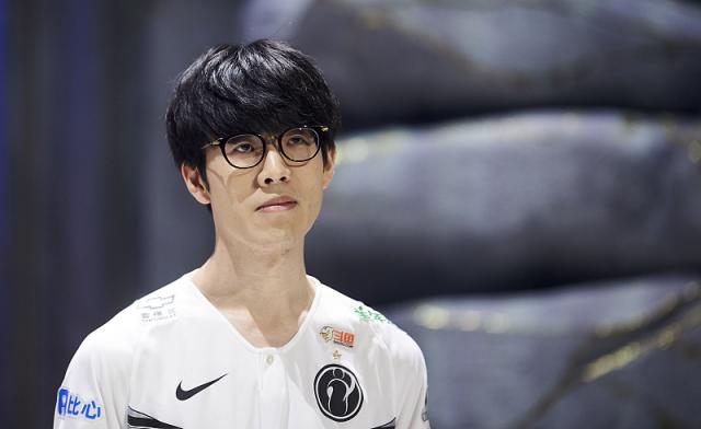 官方：切尔西门将罗伯特·桑切斯当选PFA11月最佳球员