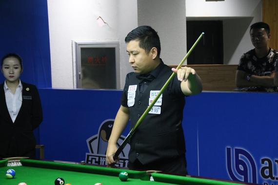 荷媒：阿贾克斯总监和滕哈格进行了长时间交谈，希望他二进宫