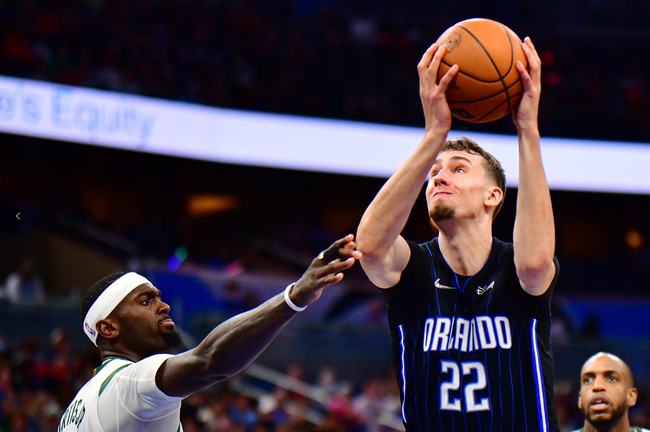 菲尼亚凭借 菲尼亚凭借